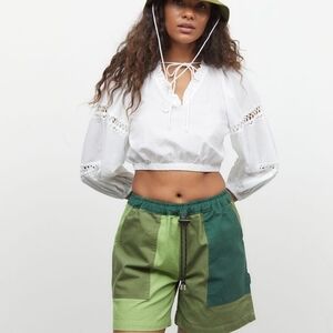 KkCo Outside Urban Outfitters Exclusive Utility Short Green Small